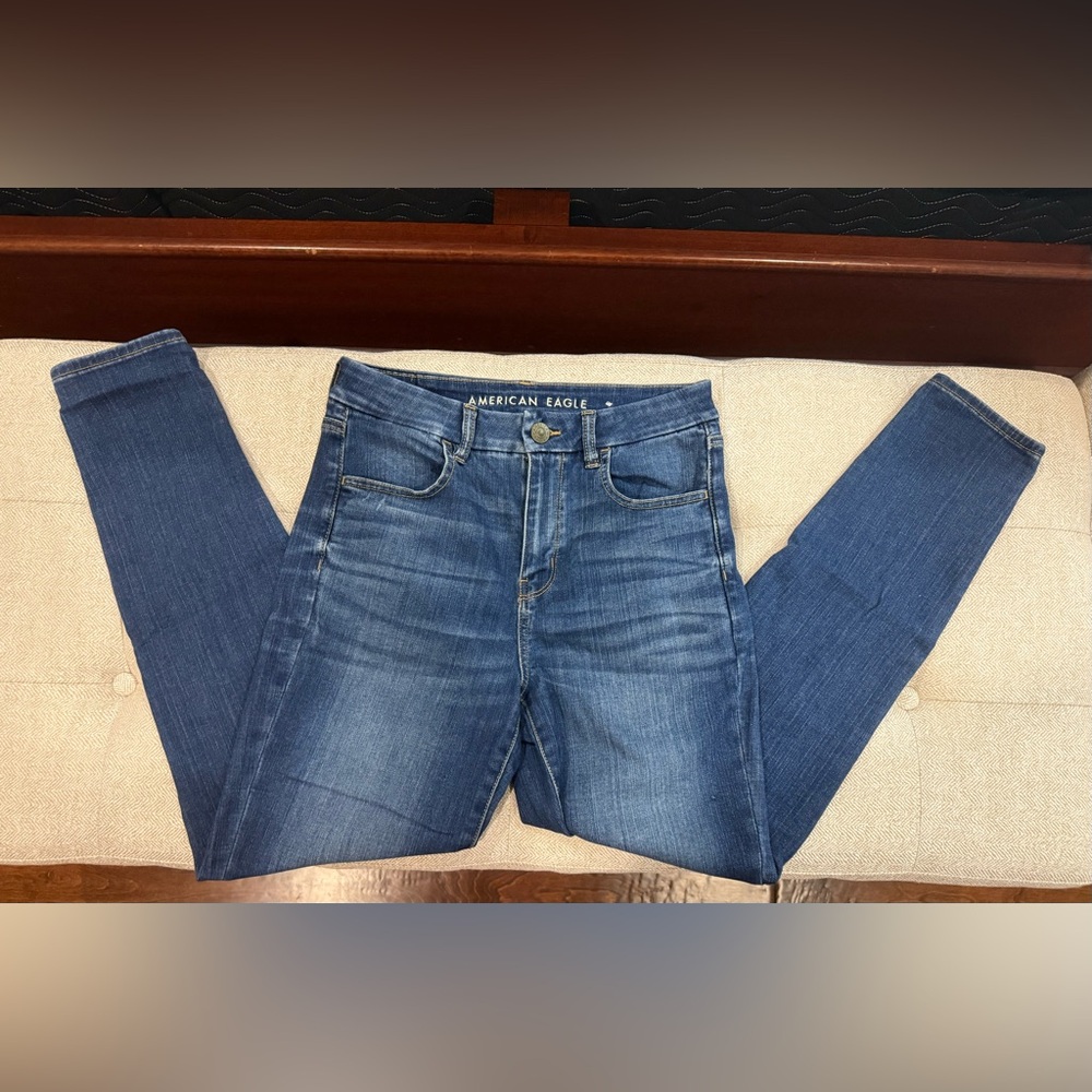 American Eagle Outfitters High Rise Blue Jeans